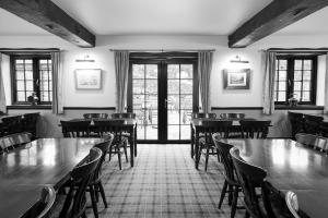 Pack Horse Inn,Derbyshire>>Cheshire,4 star