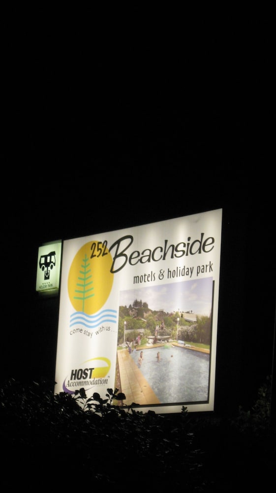 252 beachside motels and holiday park