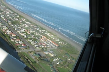252 beachside motels and holiday park