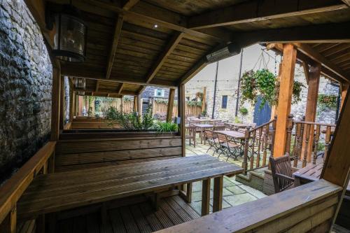 the george inn at tideswell