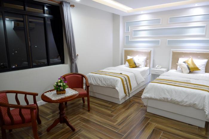 hak huot hotel i