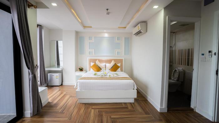 hak huot hotel i