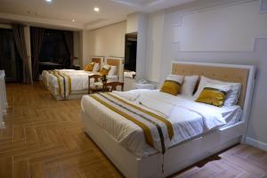 hak huot hotel i