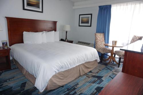 hollywood gateway inn