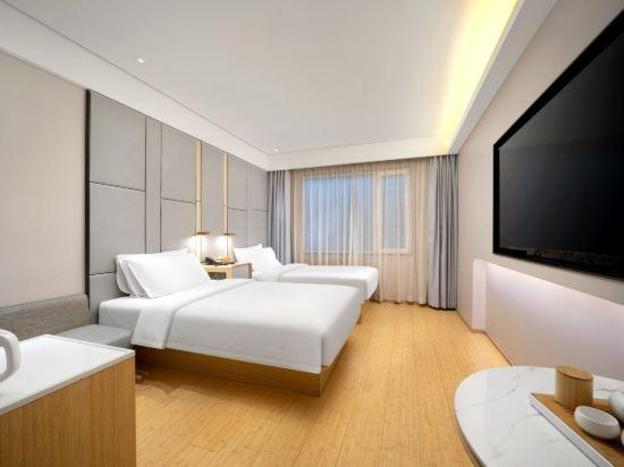 ji hotel harbin central street