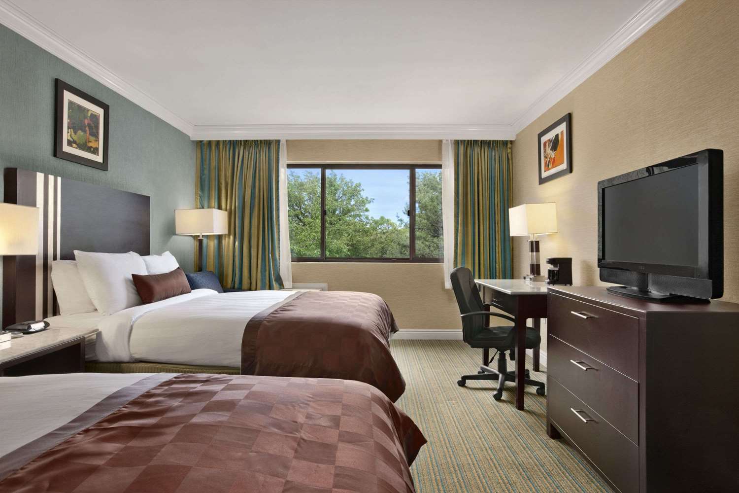 holiday inn long island islip arpt east by ihg