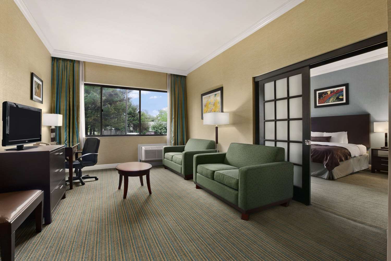 holiday inn long island islip arpt east by ihg