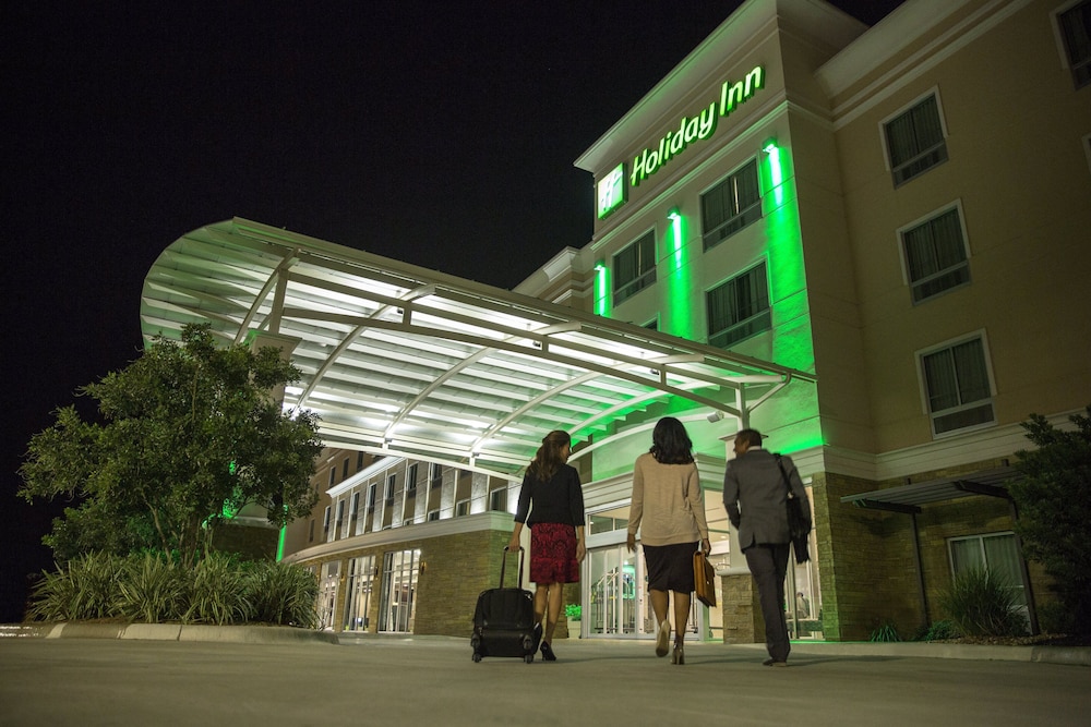 holiday inn long island islip arpt east by ihg