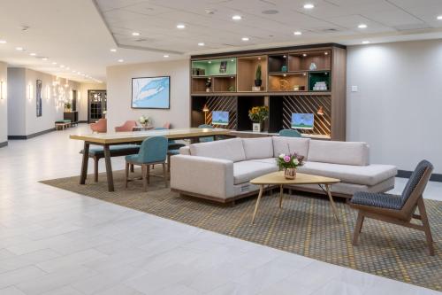 holiday inn long island islip arpt east by ihg