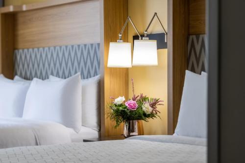 holiday inn long island islip arpt east by ihg
