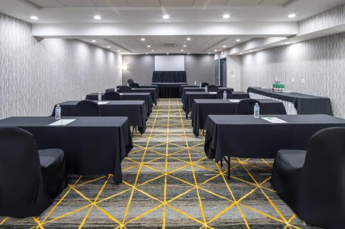 holiday inn long island islip arpt east by ihg