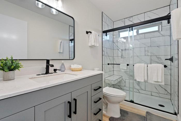 crescent beach motel