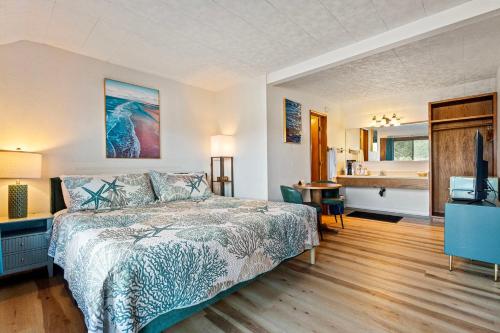 crescent beach motel