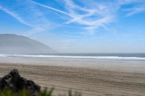 crescent beach motel