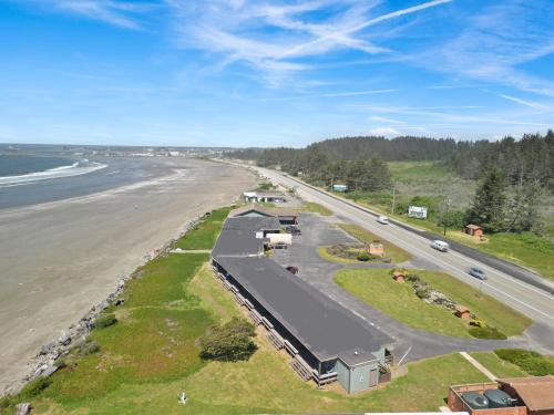 crescent beach motel