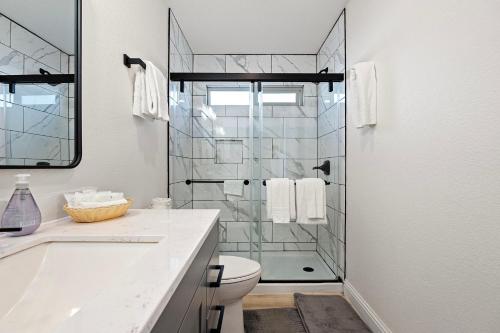 crescent beach motel