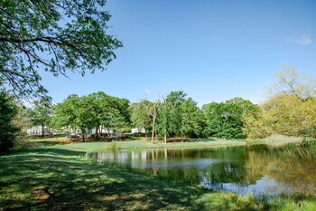 towering oaks event and retreat center