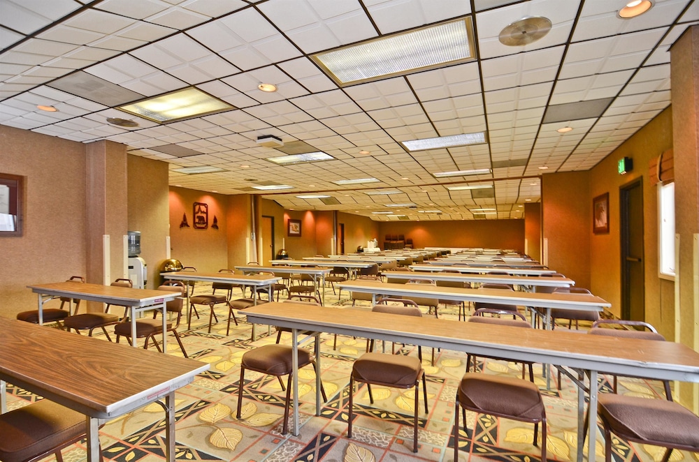 best western bidarka inn