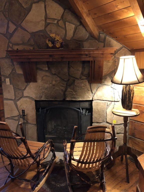 A Cabin In The Woods,,3 star