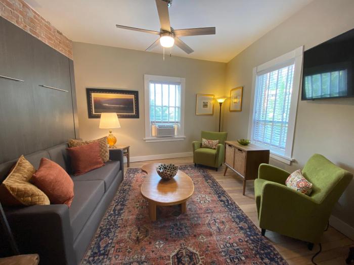 bisbee brownstone suites