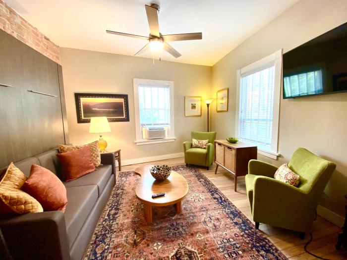 bisbee brownstone suites