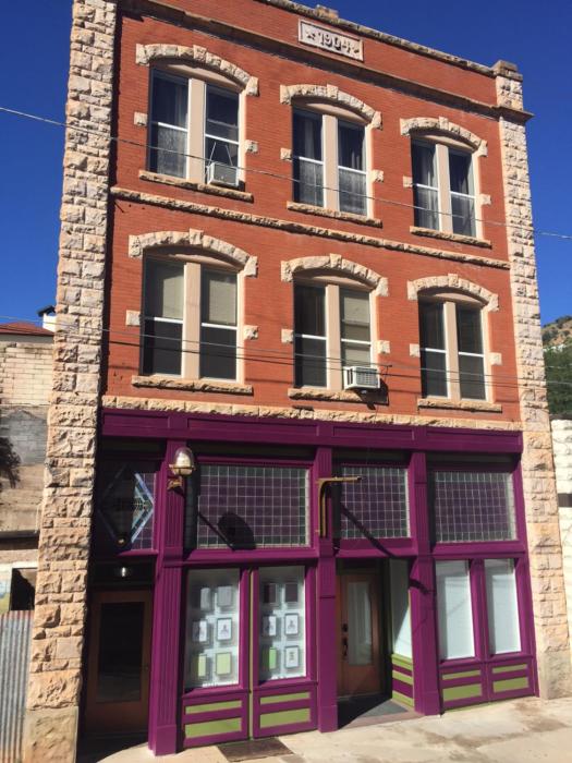 bisbee brownstone suites