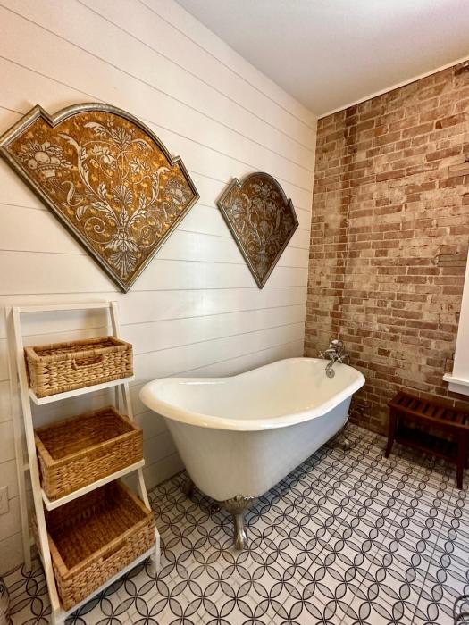 bisbee brownstone suites