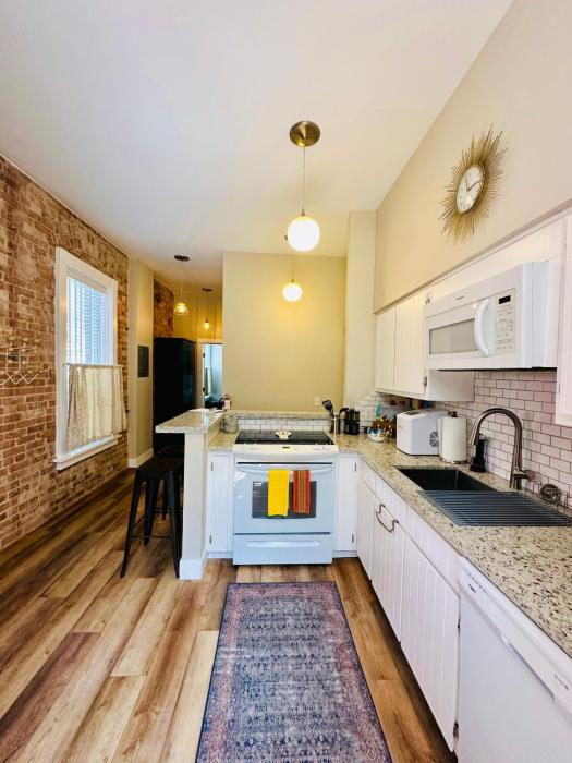 bisbee brownstone suites