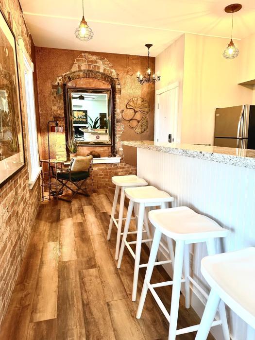 bisbee brownstone suites