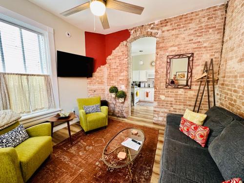 bisbee brownstone suites