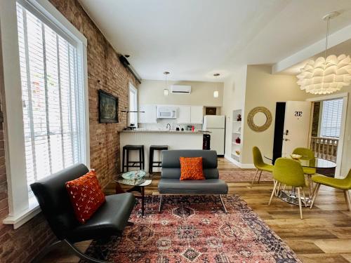 bisbee brownstone suites