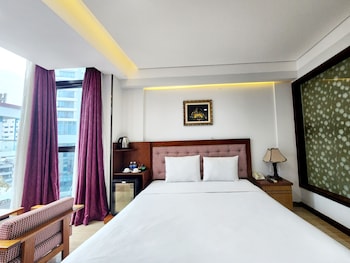 happy light central nha trang