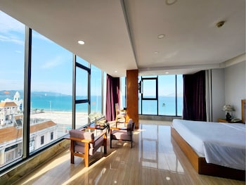 happy light central nha trang