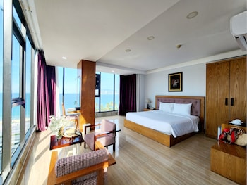 happy light central nha trang