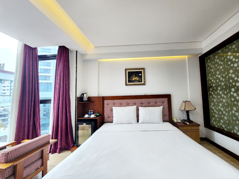 happy light central nha trang