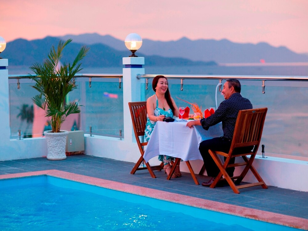 happy light central nha trang