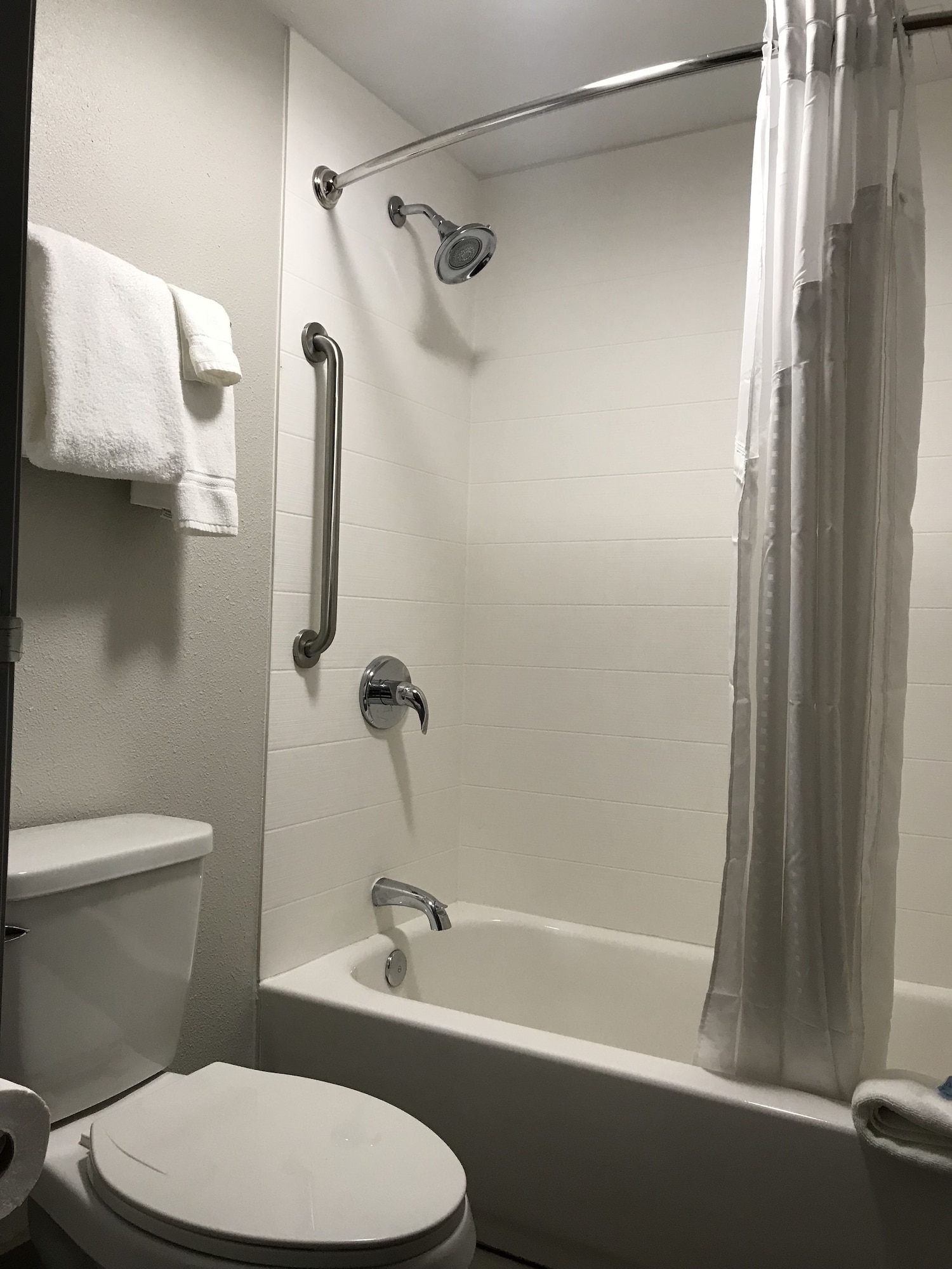 holiday inn express allentown north by ihg