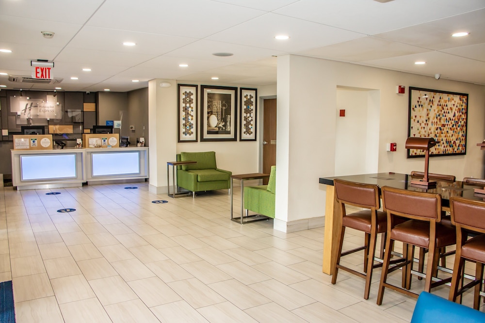 holiday inn express allentown north by ihg