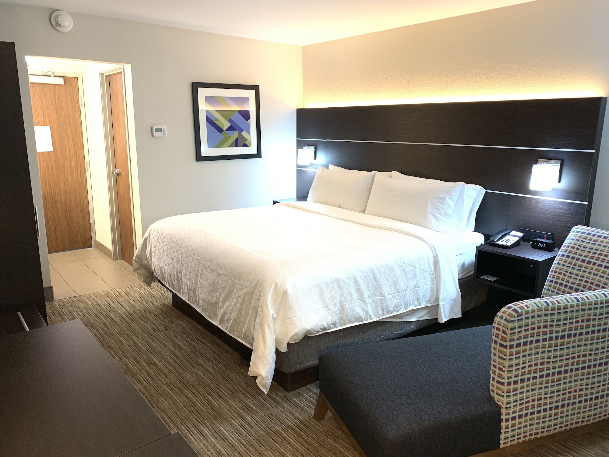 holiday inn express allentown north by ihg