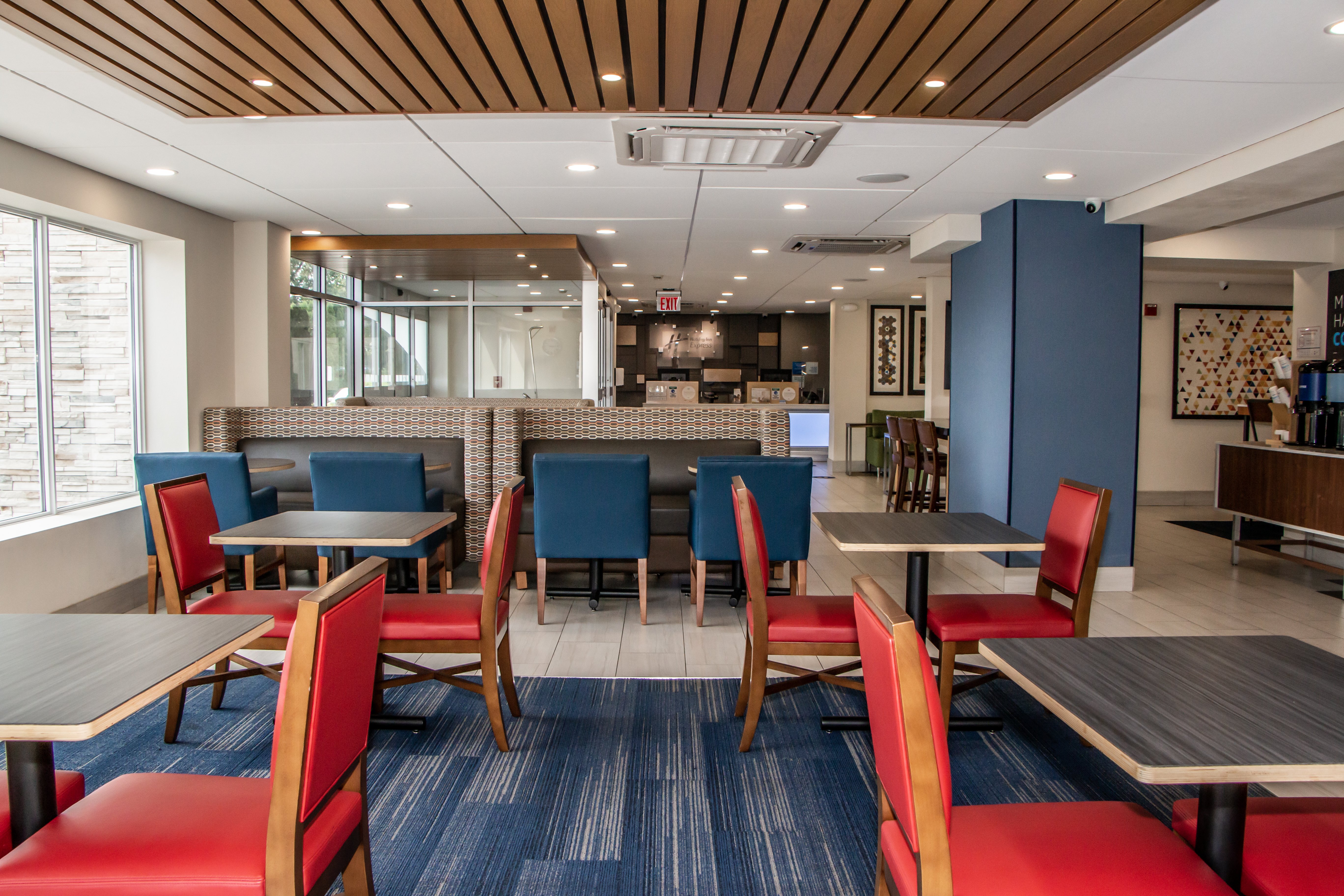 holiday inn express allentown north by ihg