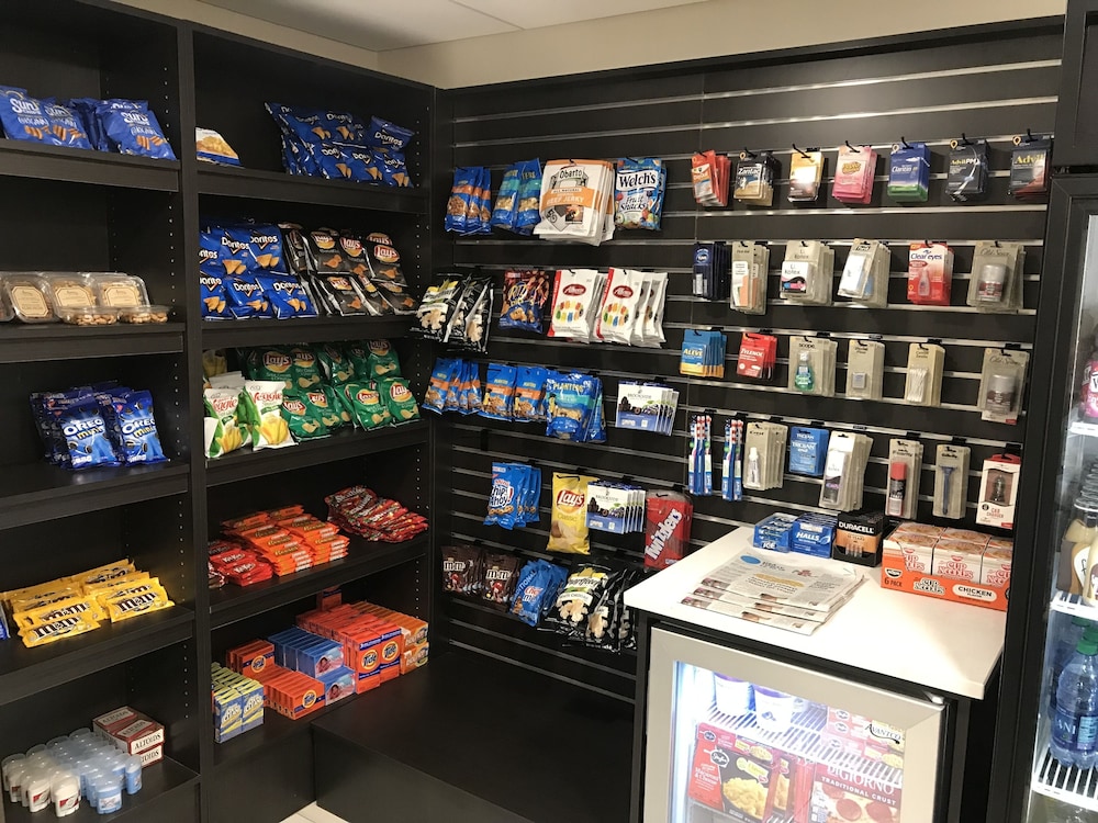 holiday inn express allentown north by ihg