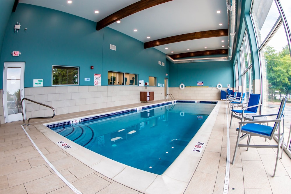 holiday inn express allentown north by ihg