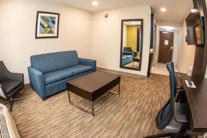holiday inn express allentown north by ihg