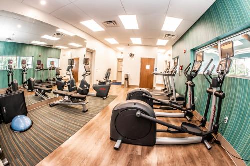 holiday inn express allentown north by ihg