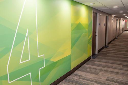 holiday inn express allentown north by ihg