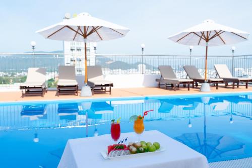 galliot hotel nha trang