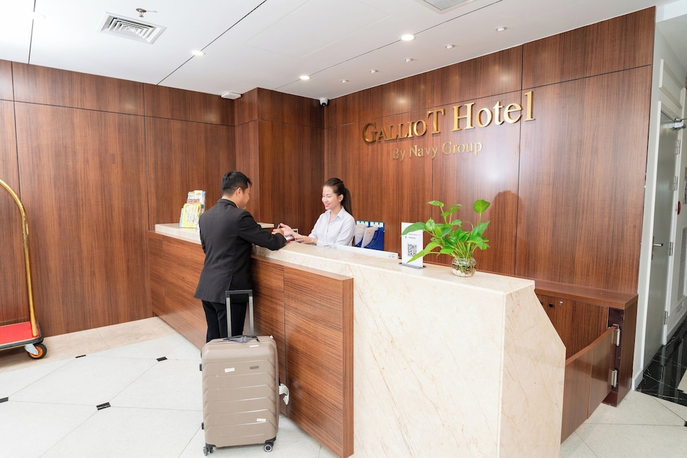 galliot hotel nha trang