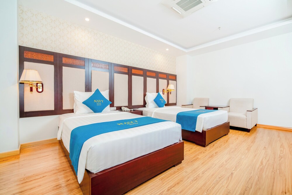 galliot hotel nha trang
