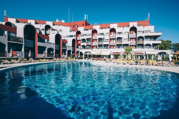 muthu oura praia hotel