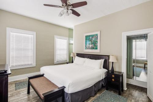 The Collins On Duval By Brightwild,Fleming Key>>Key West,0 star